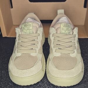 Vans Beige/Tan Low-Top Lace-Up Sneakers Size Men's 4 Women's 5.5